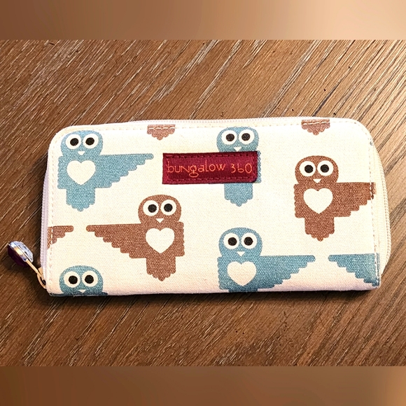 bungalow 360 Handbags - Bungalow 360 Owl wallet